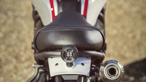 Yamaha 2019 XSR700XTribute selle plate