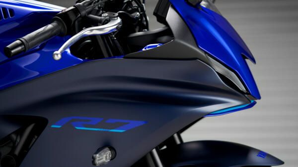 Yamaha 2022 R7 coloris