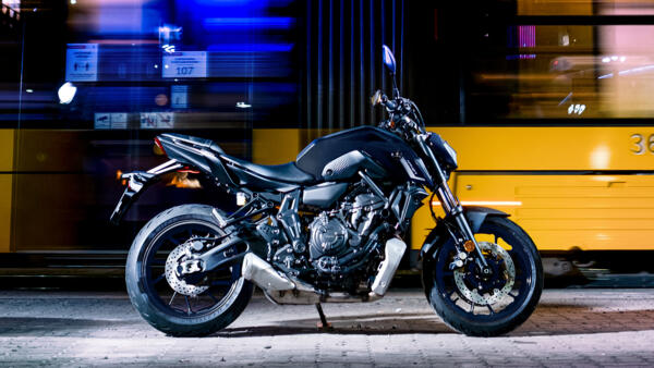 Yamaha MT-07 Pure 2024 compacte