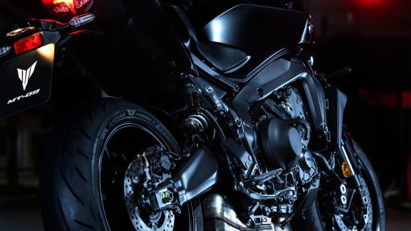 Yamaha MT-09 Y-AMT 2024 Control Ride