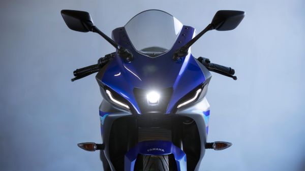 Yamaha 2024 YZF R125 phares