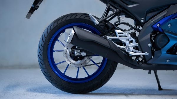 Yamaha 2024 YZF R125 traction